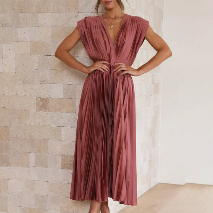 Winona | Timeless Pleated Midi Dress