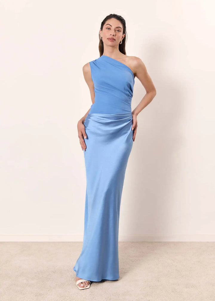Leonora | Maxi Dress with a Guilt in Satin